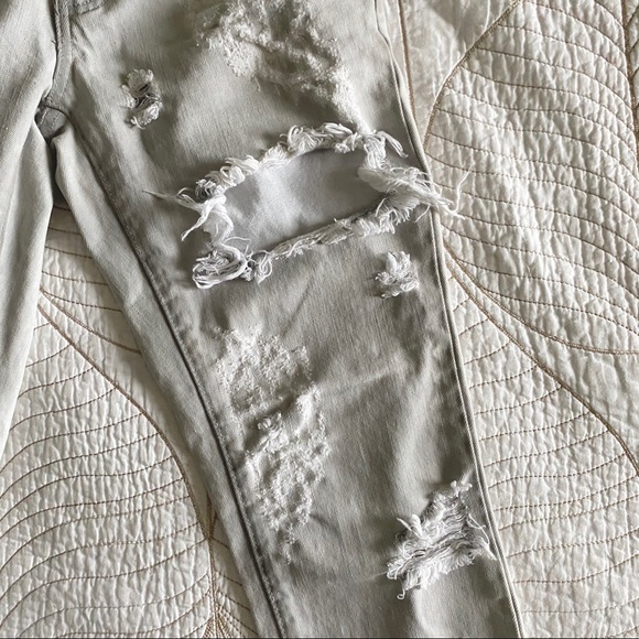 2/$50🍑 ONE TEASPOON Grey Wash Trashed Freebirds - Picture 5 of 9